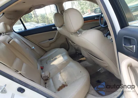 2004 Acura Tsx z USA, uszkodzony, nr VIN JH4CL96864C009911